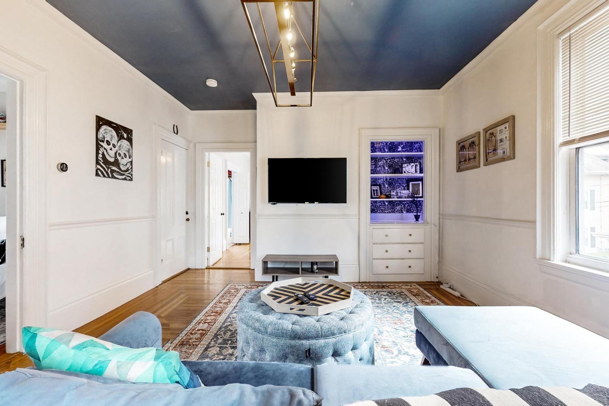 Witchy Modern Apartamento Salem Exterior foto