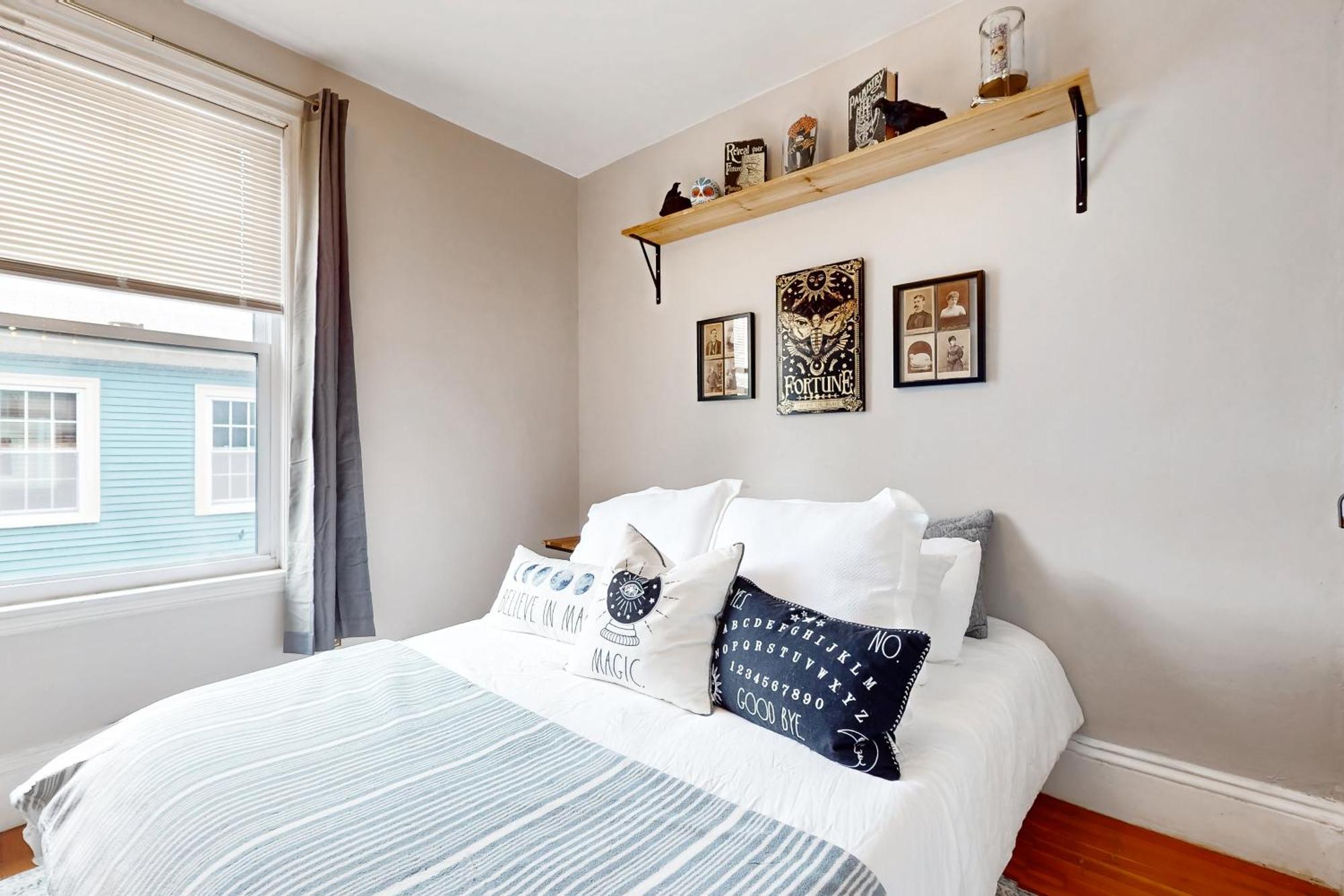 Witchy Modern Apartamento Salem Exterior foto